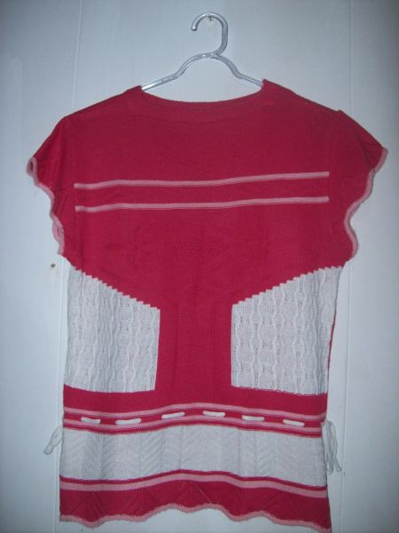Blusa de linho rosa e branca