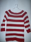 Blusa listrada vermelha e branca